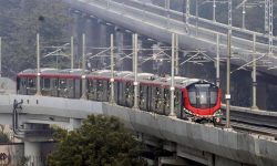 Lucknow_Metro_under_operation